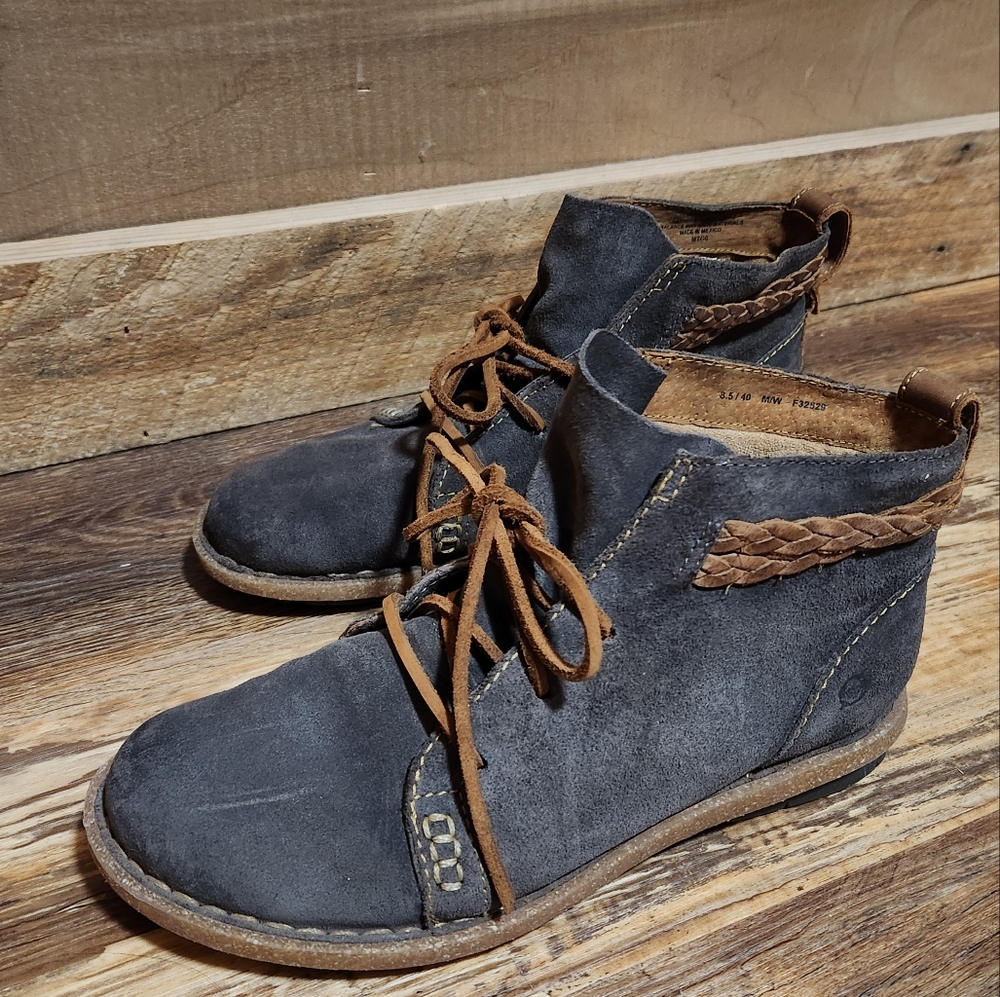 BORN Temple dark gray ankle boots